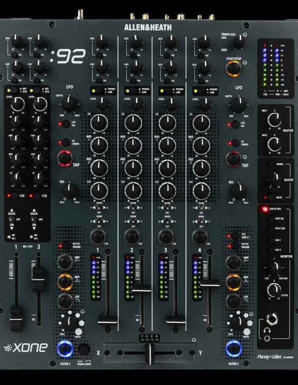 Allen & Heath Xone 92 / ​6 Channel Analogue Mixer
