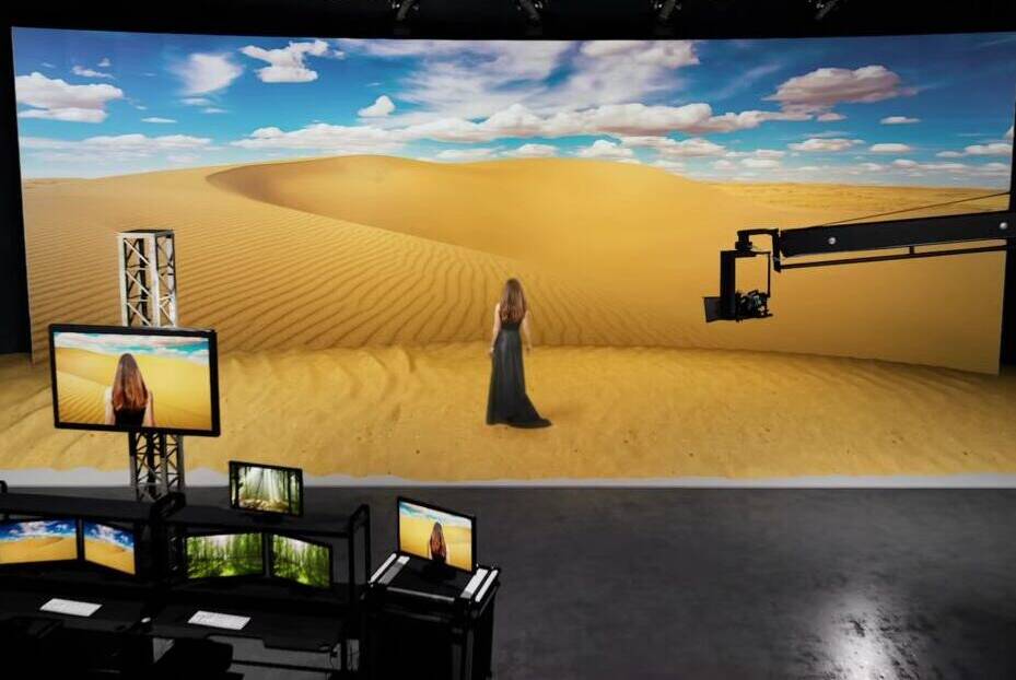Sony-Crystal-LED-1-1300x750-1-e1706343612917.jpg